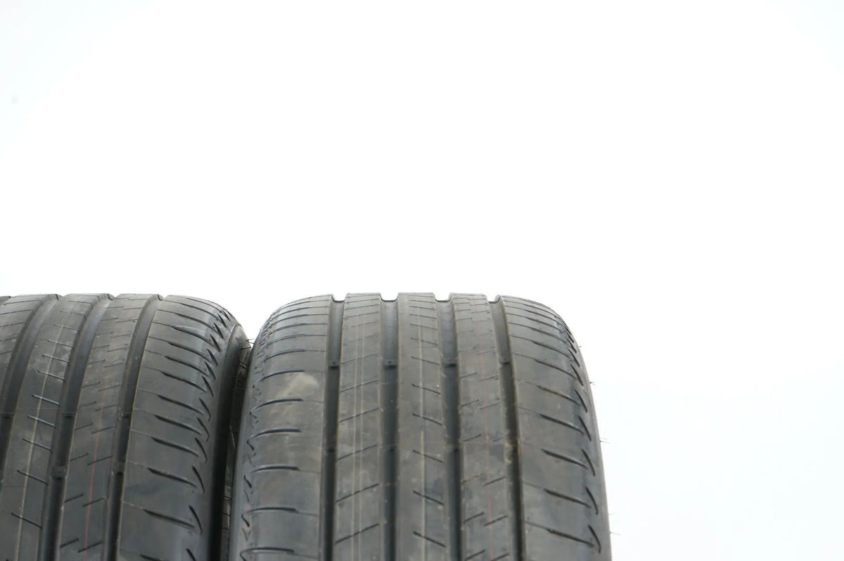 2 pneus été de démonstration Bridgestone 275/40/20 pouces BMW* DOT23 RFT Detailansicht 5