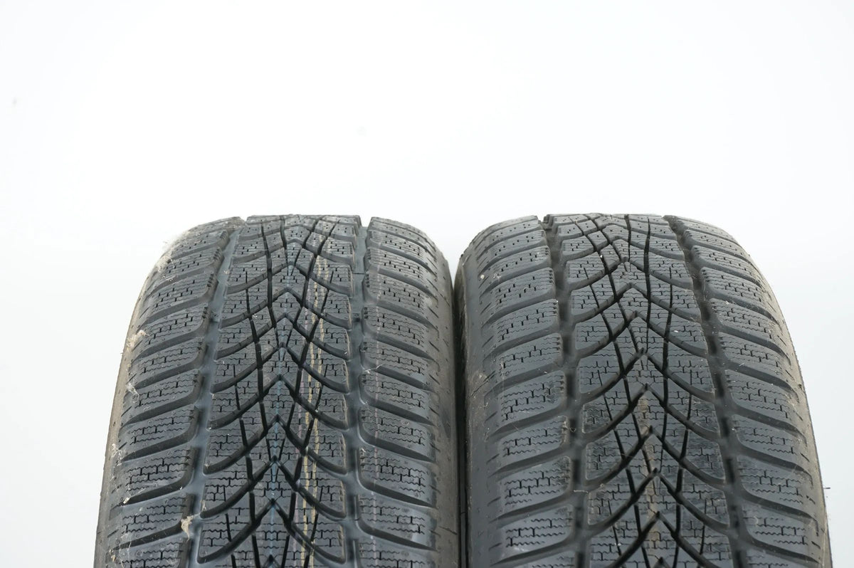 2x Winterreifen Dunlop 4D 215 55 18 Zoll DOT19 ca.8mm MOE RFT Detailansicht 4
