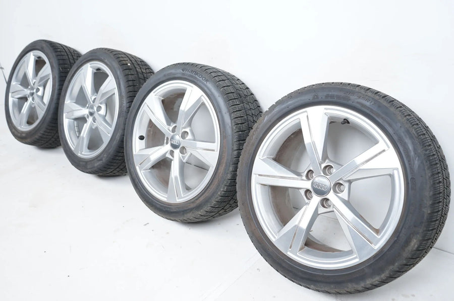 Audi A1 GB Allwetterräder mit neuen Allwetterreifen 215 45 17 Zoll 82A601025G