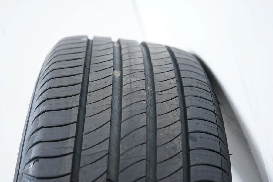 BMW Serie 7 i7 G70 X3 G45 pneumatici estivi ruote estive 245 50 19 pollici 903