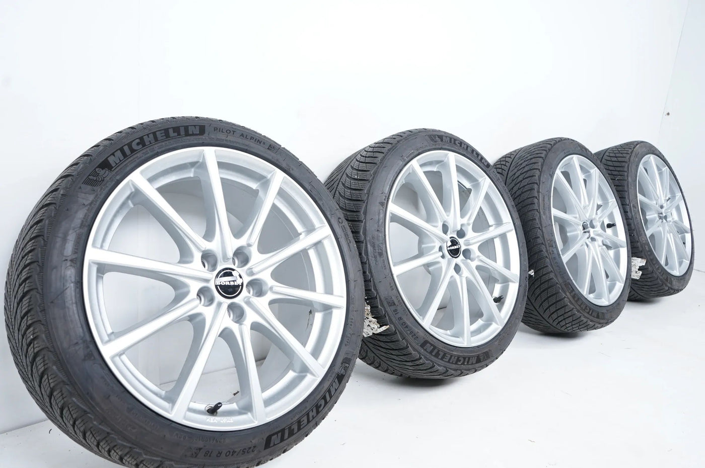Opel Astra K J Winterräder Winterreifen 225 40 18 Zoll 5x105
