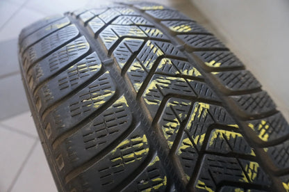 1 X 235 60 R18 103H Winterreifen Pirelli Scorpion Winter MO 2018 5mm