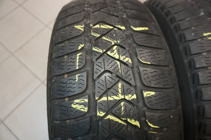 2 X 215 55 R17 94H Pneus hiver Pirelli SottoZero 3 2018 4mm