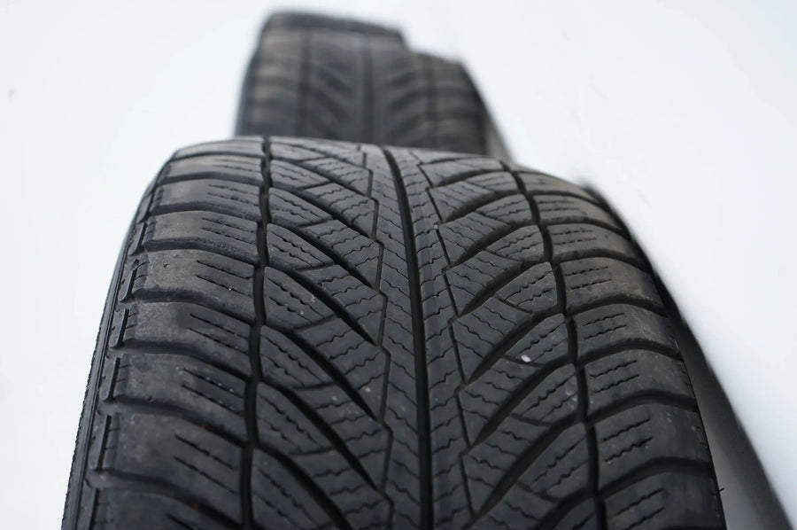 Ruote invernali BMW Serie 5 G30 G31, pneumatici invernali 245 45 18 pollici 619 6861224