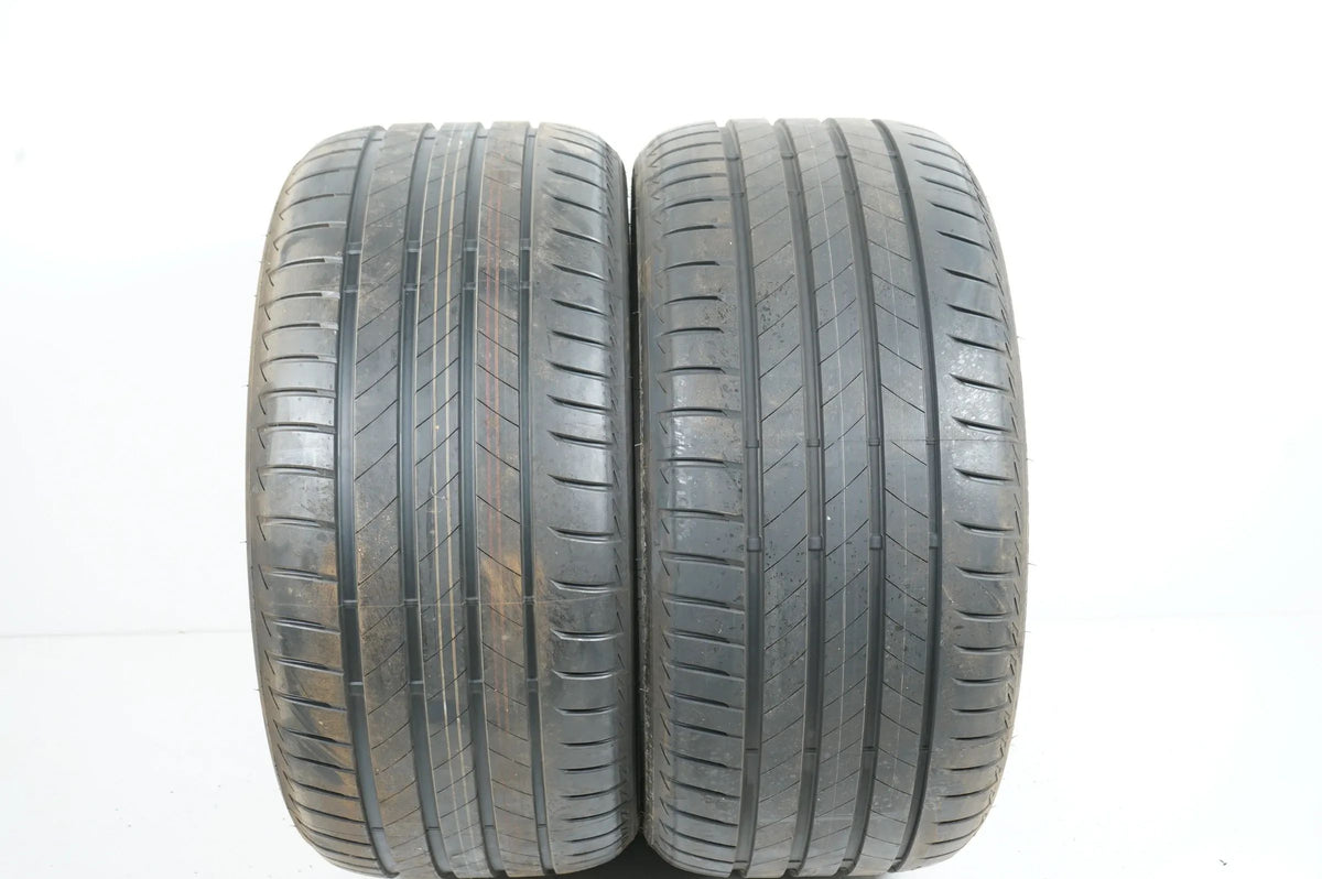 2 x Demo Sommerreifen Bridgestone 285 35 20 Zoll DOT22/20 MO Detailansicht 2