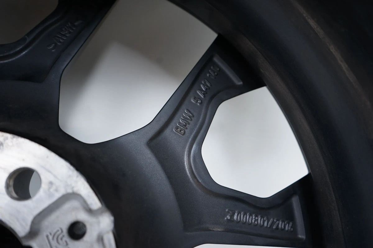 BMW Série 5 G60 G61 roues hiver pneus hiver jantes alu 19 pouces 942M 5A324F4 5A324F5 Vue détaillée 16