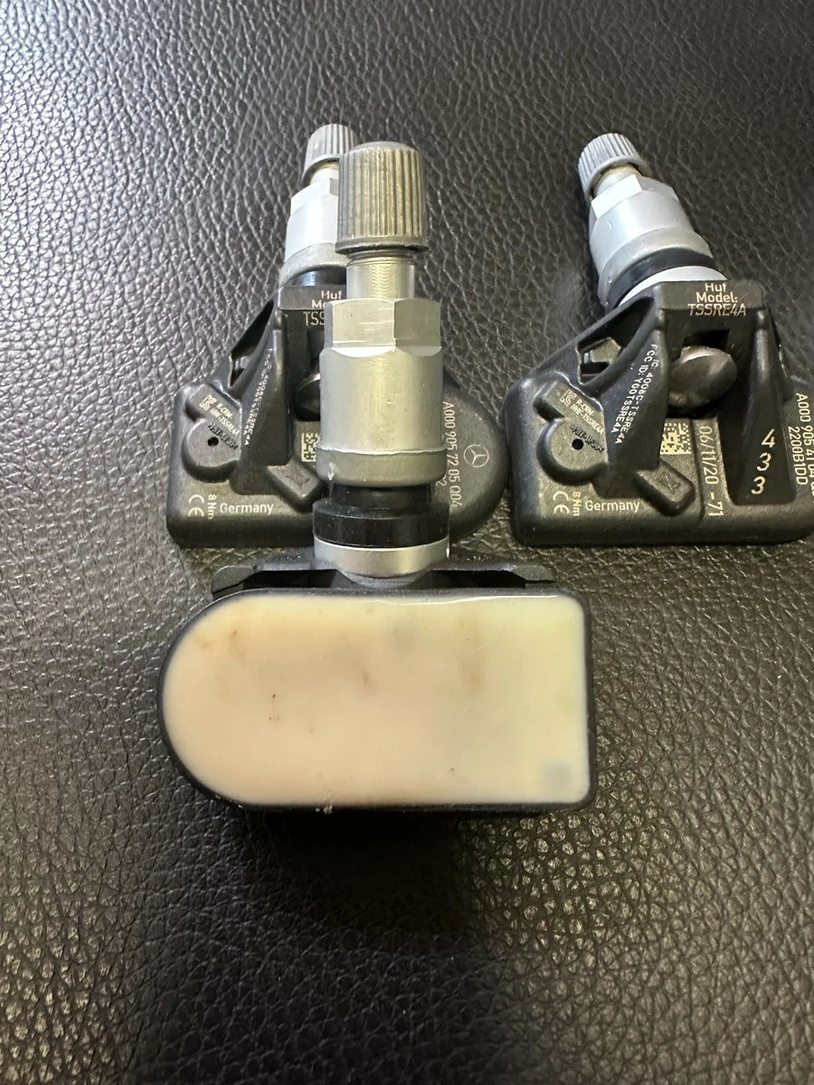 4x Original Mercedes A0009054104 Reifendrucksensoren RDK Sensoren