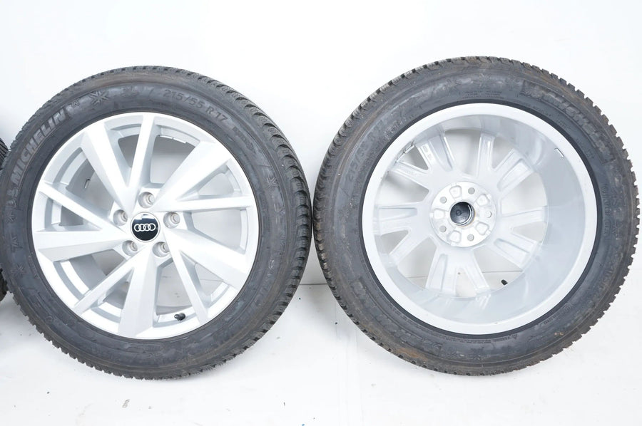 Jako nové Audi Q2 81A zimní kola zimní pneumatiky 215 55 17 palců 8 mm 81A601025C