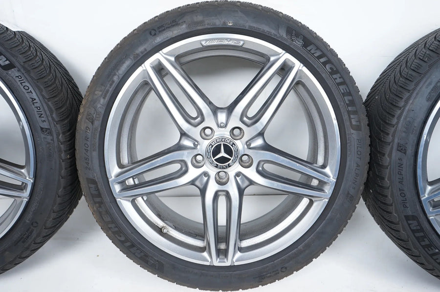 Mercedes E Klass W213 AMG Allwetterräder mit neuen Allwetterreifen 245 40 19 Zoll A2134012000