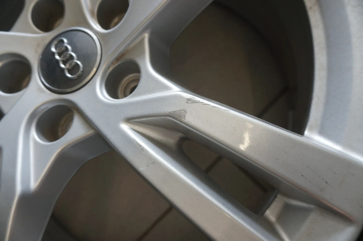 Original Audi A3 8V 17 Zoll Alufelgen Winterräder Winterreifen 205 50 R17 8mm Detailansicht 13