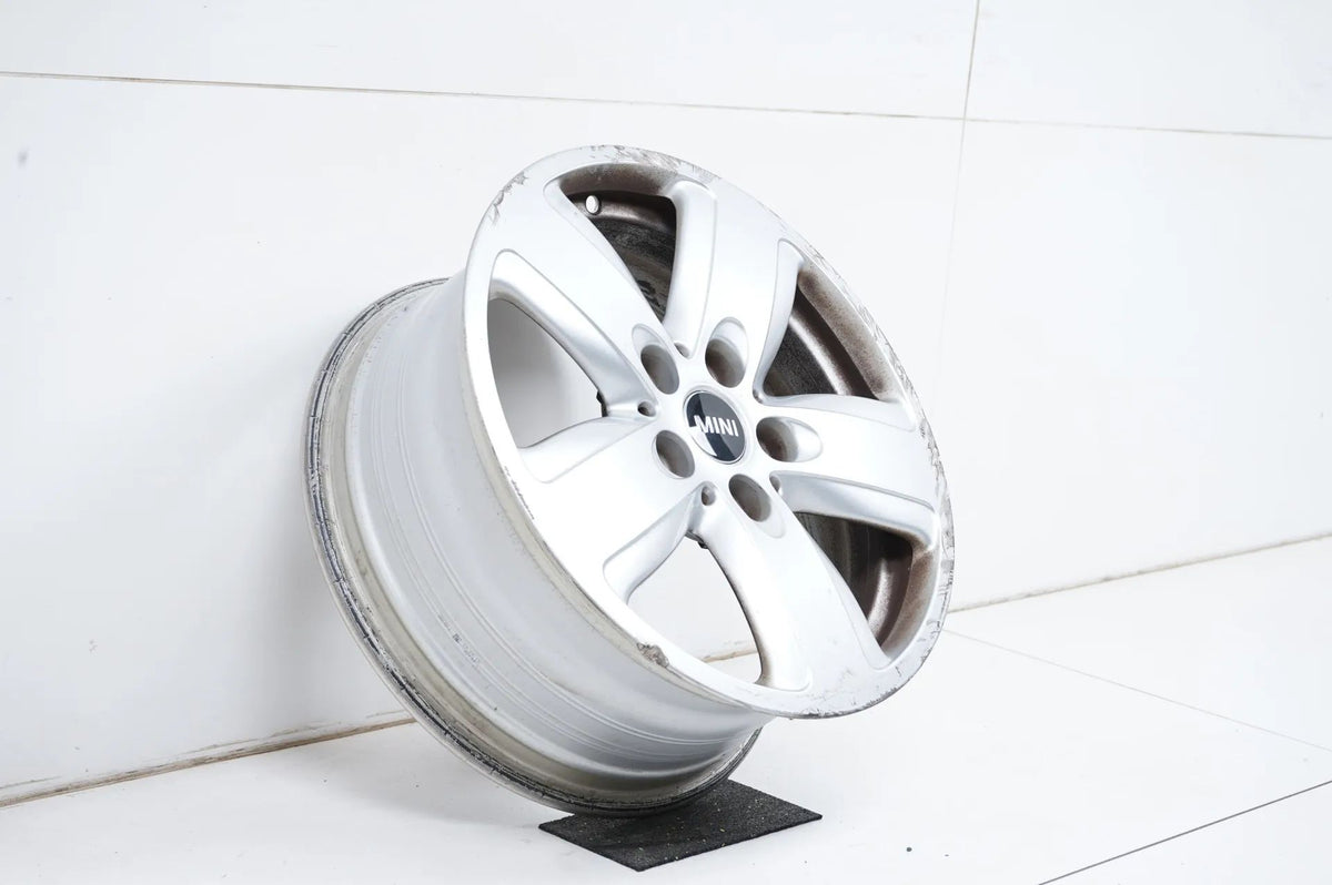 1 x MINI Clubman F54 hliníkový ráfek 16 palců 517 6877741 7J Detailní zobrazení 5