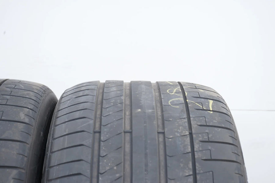 2 x Pirelli summer tires 295/35/20 inch, approx. 4mm tread depth, DOT 22 MO