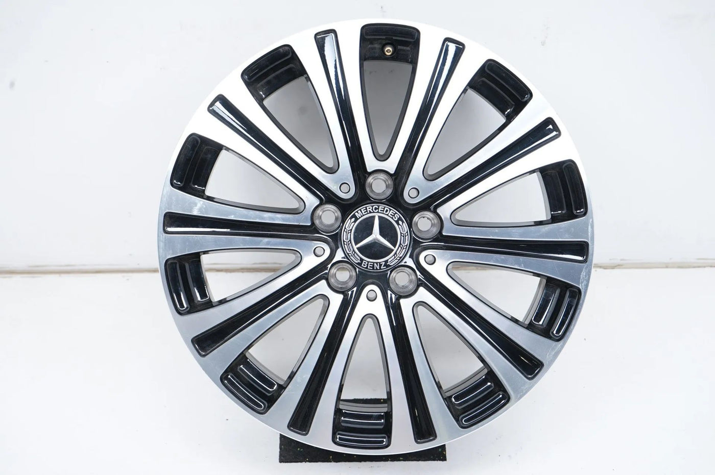 1 x Mercedes C Klasse W205 Alufelge 17 Zoll A2054015200 7J ET48,5