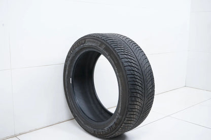 1x Winterreifen Michelin 275 45 20 Zoll ca.4 mm DOT21 Bmw* RFT