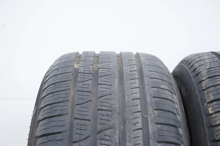 2 x Pirelli summer tires 235 55 19 inch DOT15 MO approx. 4 mm RFT