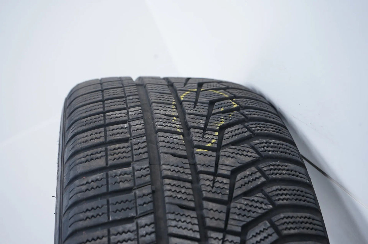 Mercedes AB Class W177 B247 Winter Wheels Winter Tires 18 Inch Detailansicht 13