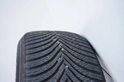 Mercedes A B Klasse W177 B247 Allwetterräder mit neuen Allwetterreifen 16 Zoll