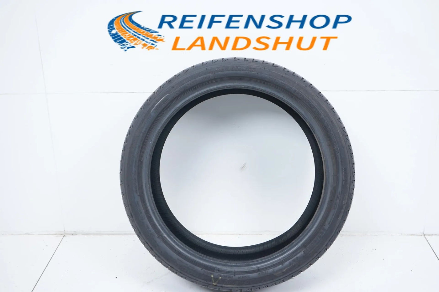 1x Sommerreifen Bridgestone 225 40 18 Zoll DOT19 ca. 5mm Bmw*
