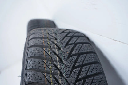 2 x Neu Smart W451 Komplettrad Winterreifen 175 55 15 Zoll