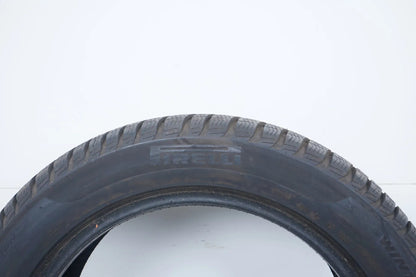 1 x Winterreifen Pirelli 245 50 18 Zoll DOT19 MO ca.8mm RFT