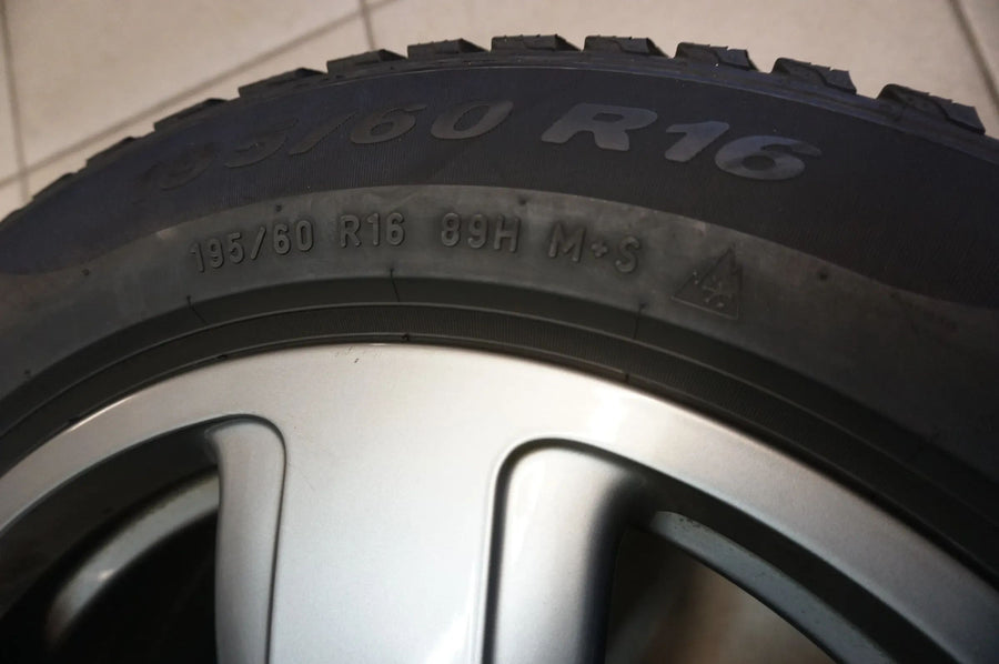 Original BMW 1 Series F40 2 Series Alloy Wheels Winter Wheels Winter Tires 195 60 R16 TPMS