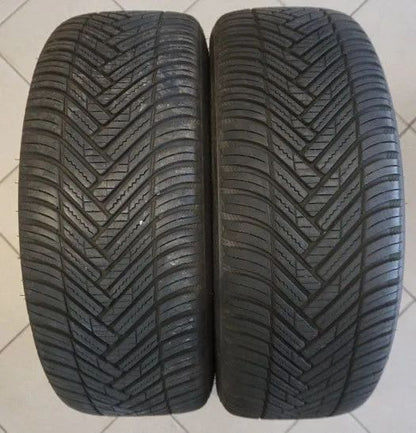 Original Mercedes C-Klasse W206 S206 Alufelgen Allwetterreifen 225 45 R18 Zoll