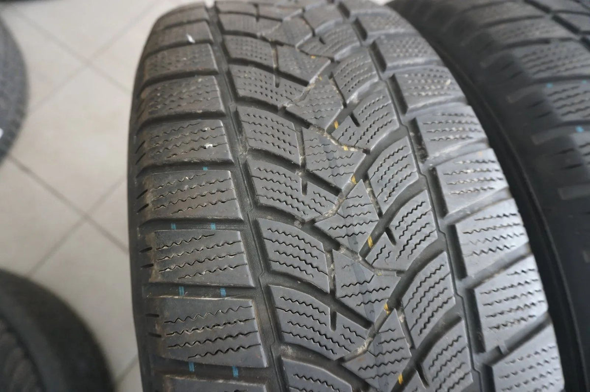 Audi Q5 FY Alufelgen Winterreifen Winterräder 235 65 R17 2021 Detailansicht 8