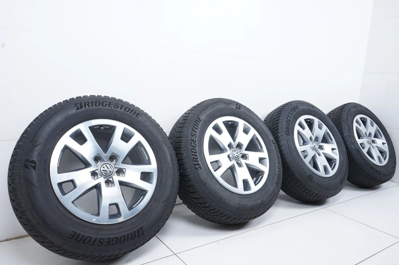Volkswagen Amarok winter tires/wheels 245/65/17 inch