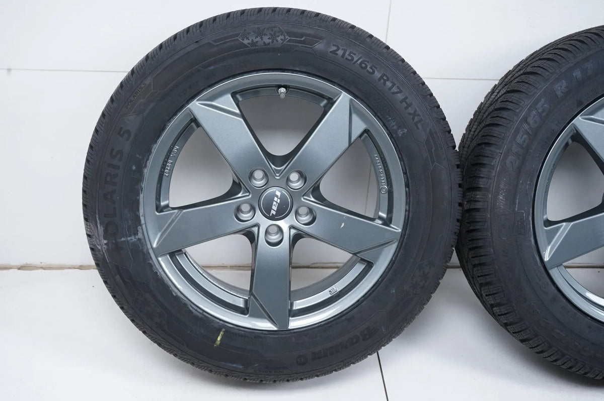 VW Tiguan Audi Q3 8U Winter tires Winter wheels 215 65 17 inch Detailansicht 3