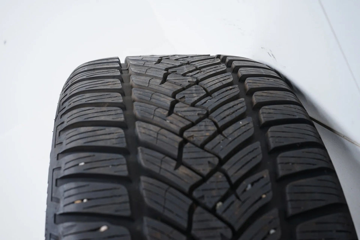 Audi TT 8S winter tires/wheels 245/40/18 inch 8S0601025D Detailansicht 13