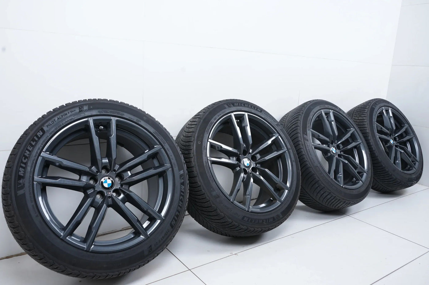 Roues et pneus hiver 255/45/20 pouces M764 pour BMW X3M X4M F97 F98