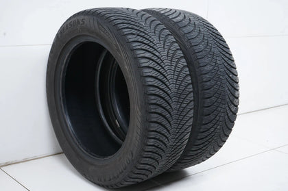 2 x all-season tires Goodyear 225 55 17 inch approx. 5mm DOT17