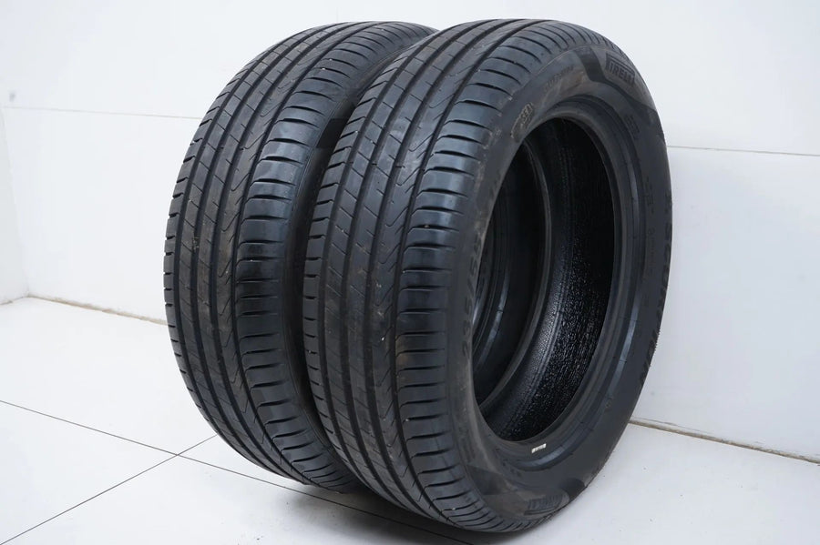 2 x Summer tires Pirelli 235 55 18 inch DOT20 approx. 6mm