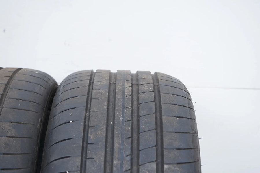 2 x Sommerreifen Goodyear 245 40 19 Zoll DOT22/20 ca.5mm