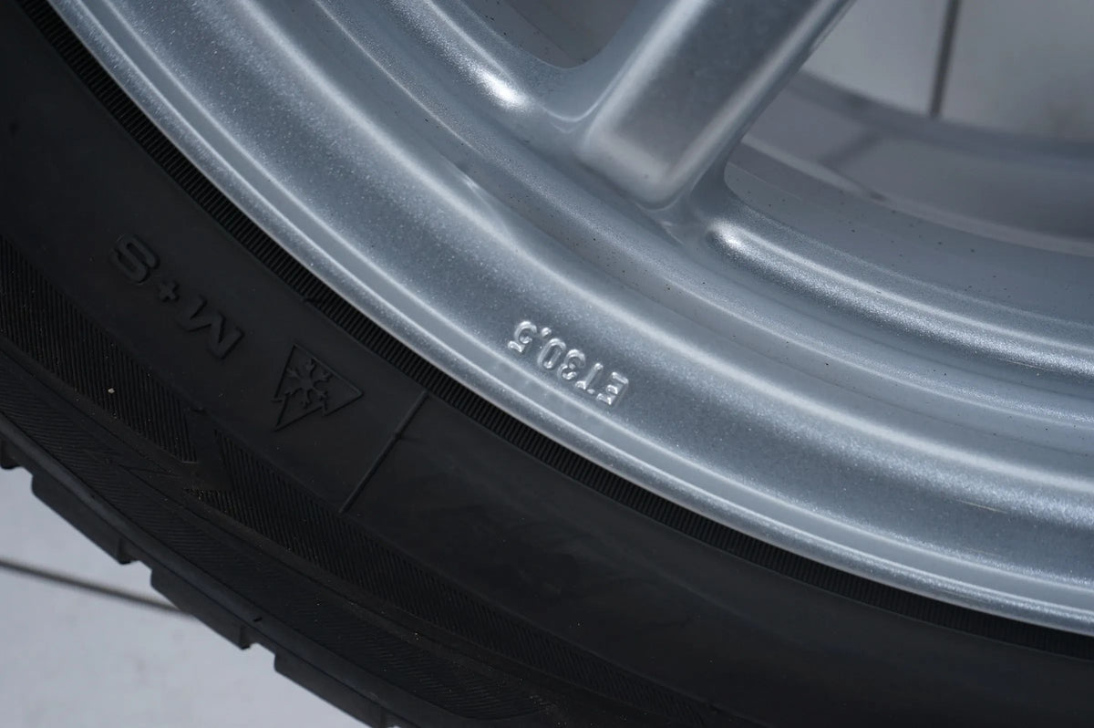 Mercedes-Benz M Winter Tires Winter Wheels 235 55 19 inch A2974012200 Detailansicht 19