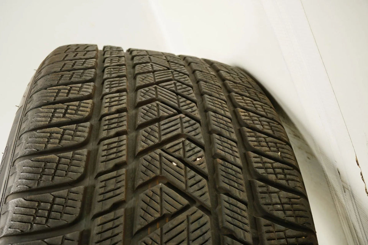 Audi 4KE E Tron E-Tron Winterreifen Winterräder 265 45 21 Zoll Detailansicht 13