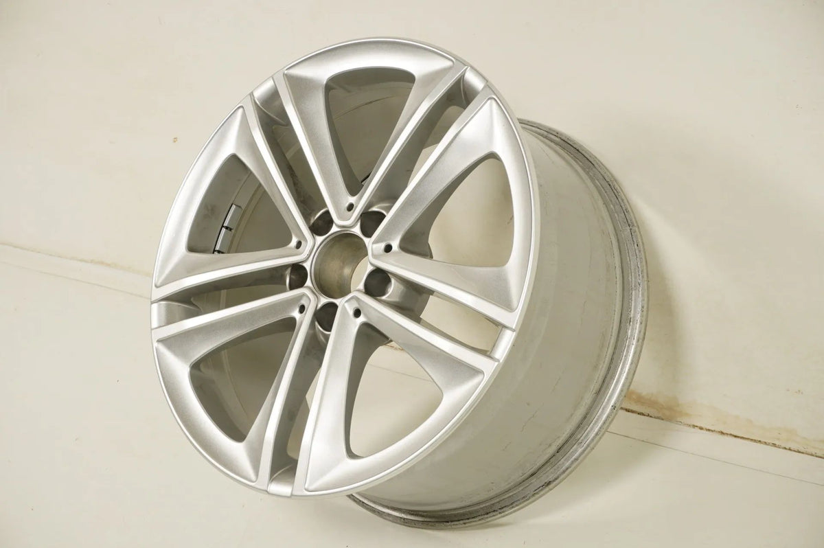 1 x Hliníkový disk Mercedes CLS W257 18 palců A2574010200 9J ET33 Detailní zobrazení 4