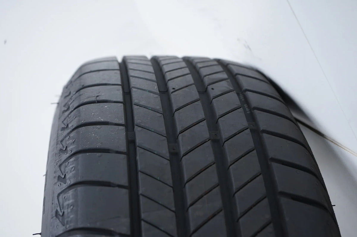 VW Volkswagen Caddy 2K7 Summer Tires Summer Wheels 16 Inch Detailansicht 12