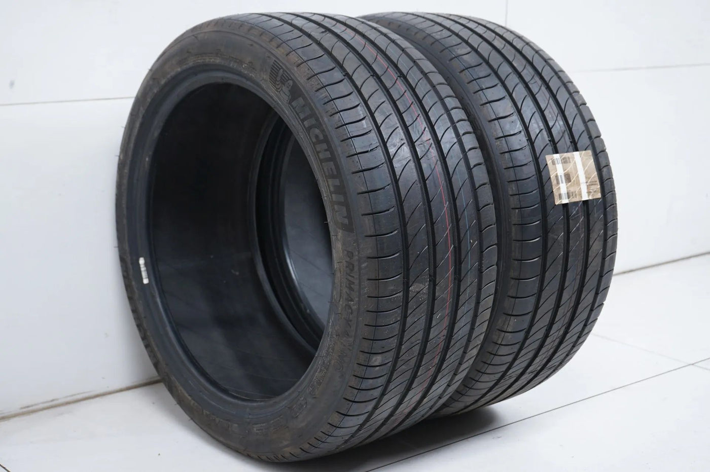 2x DEMO summer tires Michelin 255 40 18 inch DOT20 MO