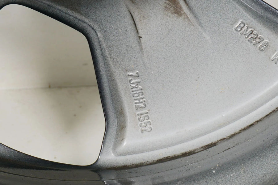 1 x hliníkový disk BMW řady 2 Active Tourer F45 F46 16 palců 472 6860253