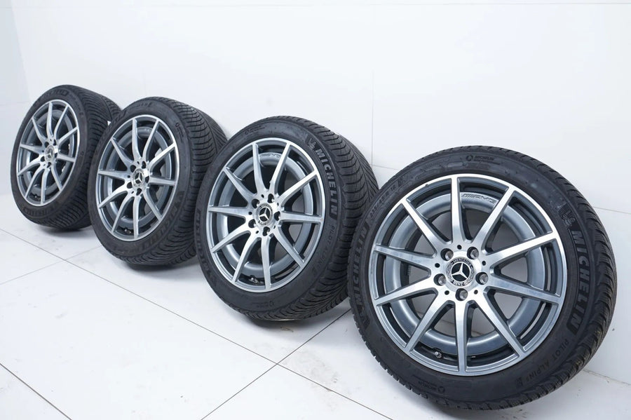 Mercedes C43 AMG W206 zimní pneumatiky zimní kola 235 45 18 palců