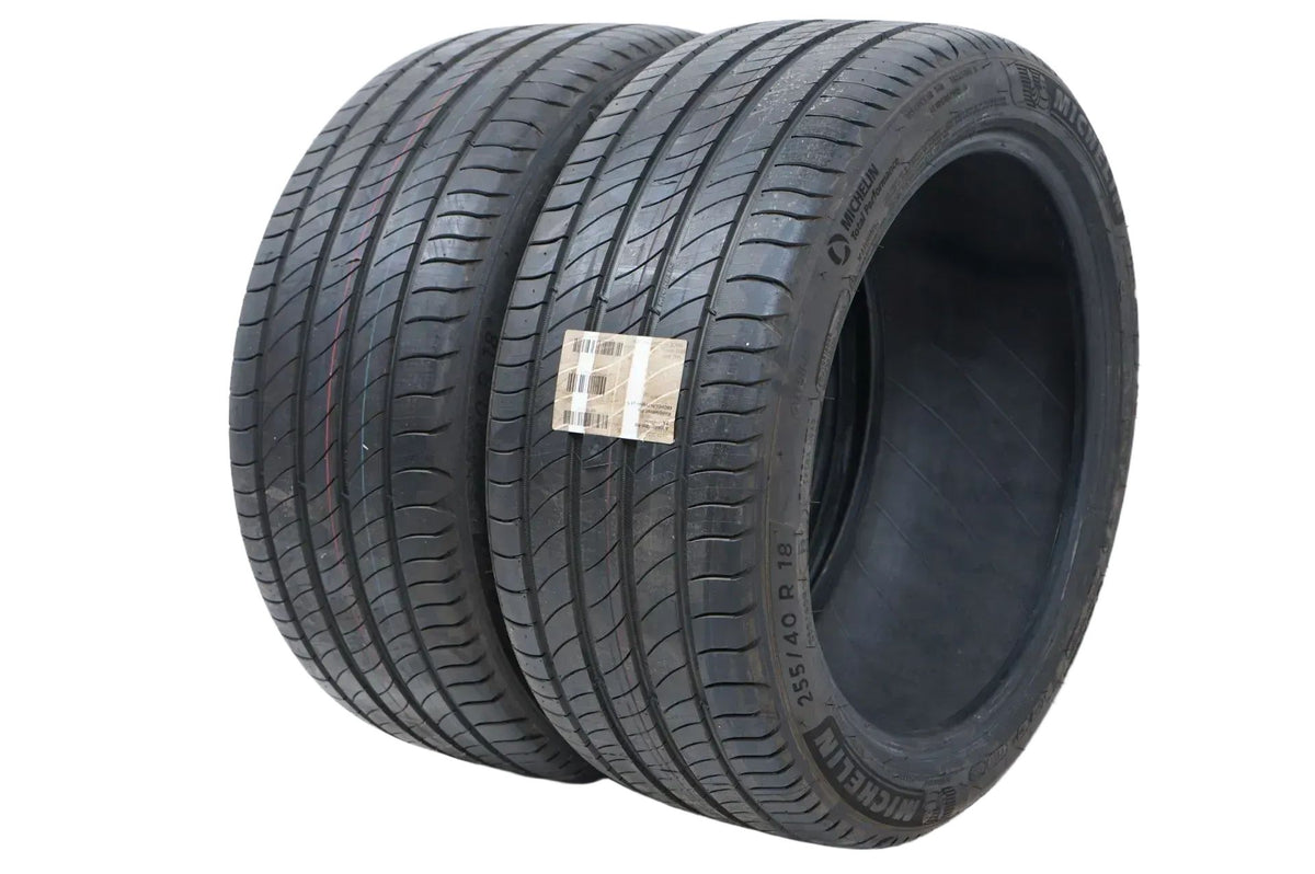 2 pneus été Michelin PRIMACY 4 VOL 255/40 R18 99Y Vue détaillée 3