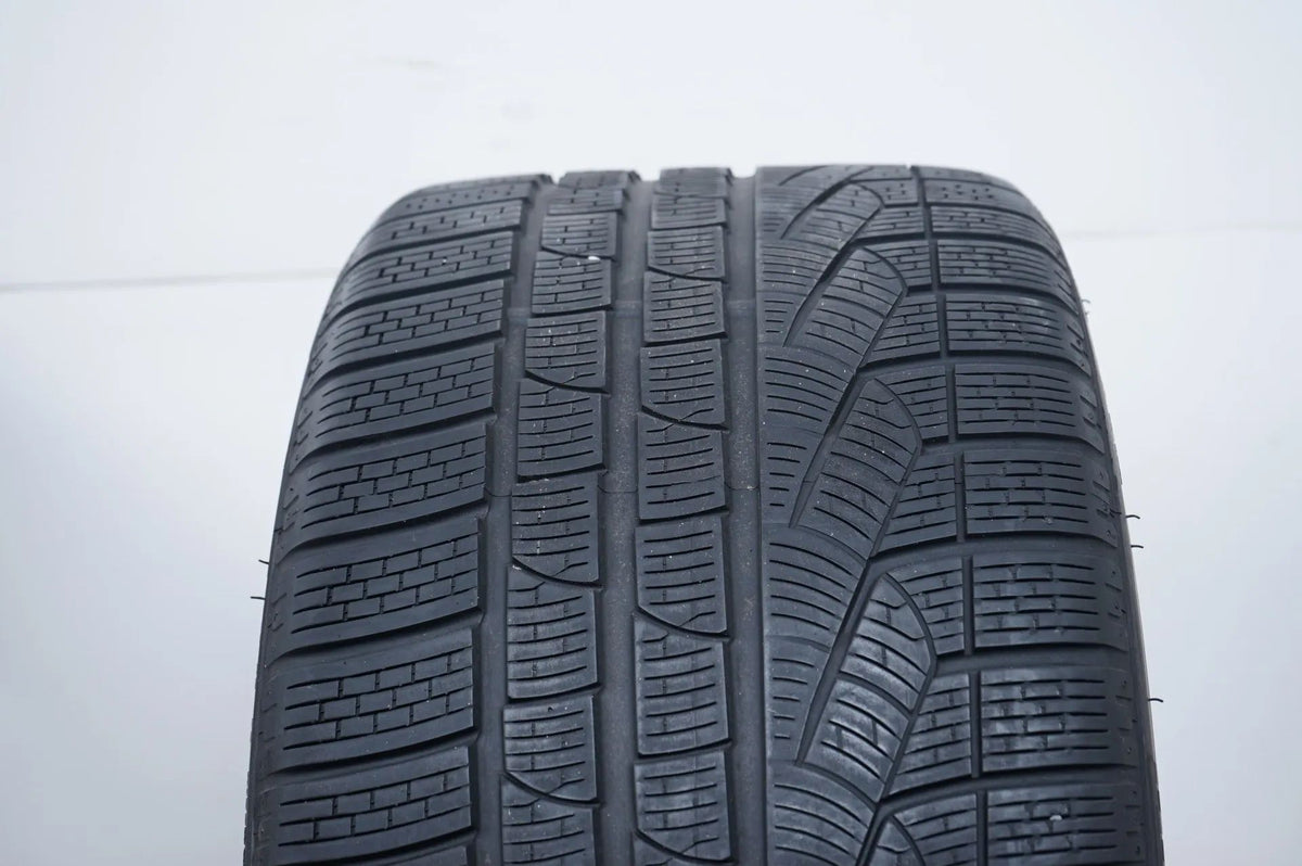 Mercedes GT GTS W190 C190 Winter Tires Winter Wheels 19/20 Inch Detailansicht 17