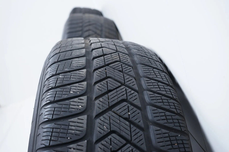 Pneus hiver pour Volvo XC90 (2 pneus) 235/60/18 pouces
