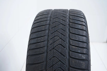 2x Winterreifen 275 40 18 Zoll Pirelli ca.4 mm DOT19 MO