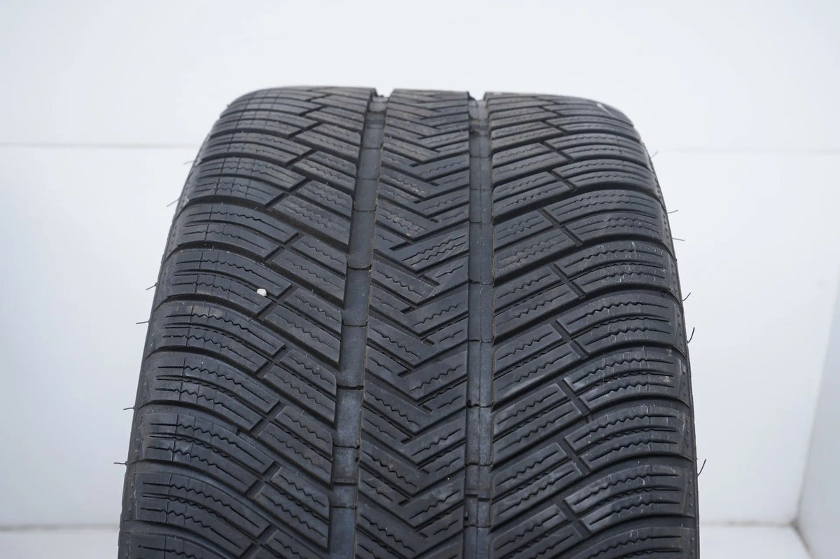 Mercedes E63 AMG W213 Winterreifen Winterräder 19 Zoll Detailansicht 9