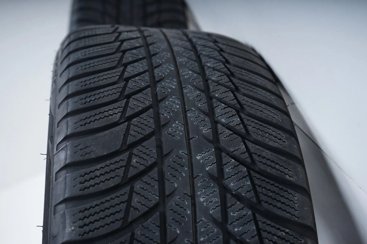 Mercedes A B Klasse W177 B247 Winterräder Winterreifen 18 Zoll Detailansicht 11
