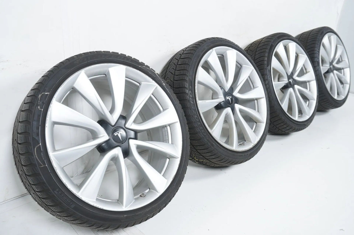 Tesla Model 3 winter wheels 235/35/20 inch with sensors (up to 2020) Detailansicht 2