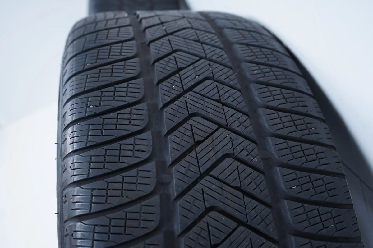 Mercedes EQC W293 N293 Winter Tires Winter Wheels 19 Inch Detailansicht 10