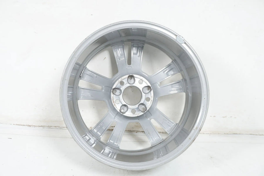 1 x Mercedes třídy E kupé W207 hliníkový disk 17 palců A2074012102 7,5J